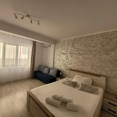 Casa Octaral Gazde/Camere de închiriat