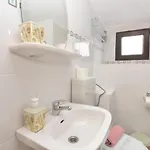 Gazde/Camere de închiriat Casa Octaral