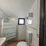 Gazde/Camere de închiriat Casa Octaral Eforie Nord