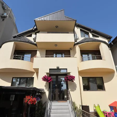 Casa Octaral Alloggio in famiglia Eforie Nord