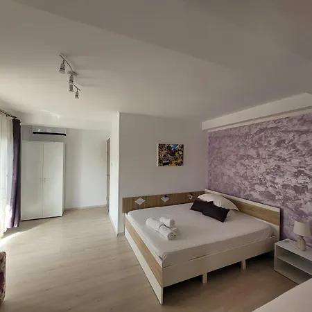 Casa Octaral Rum i privatbostad Eforie Nord