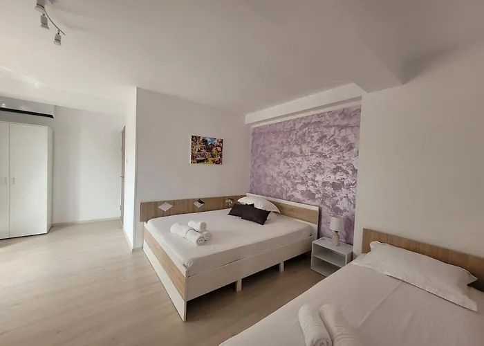 Casa Octaral אפורי נורד